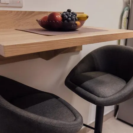 La Casa 1 * Βρσατς